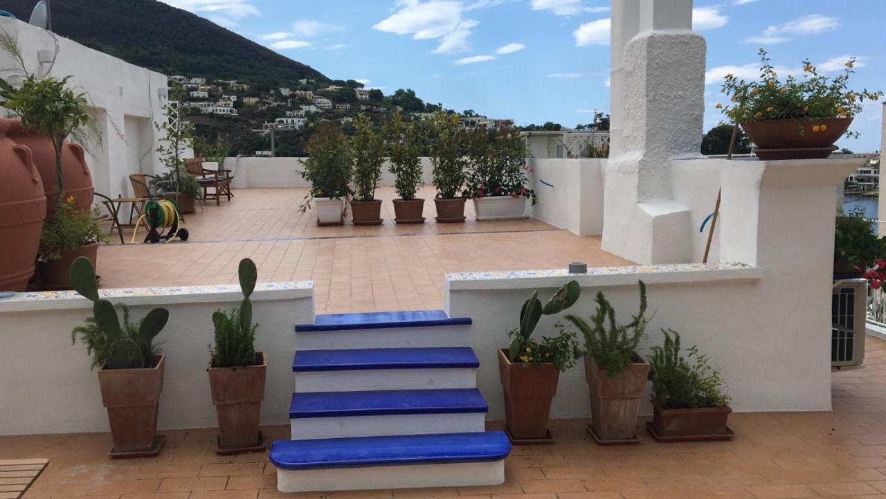 イスキア島 Molo35 Bed & Breakfast エクステリア 写真